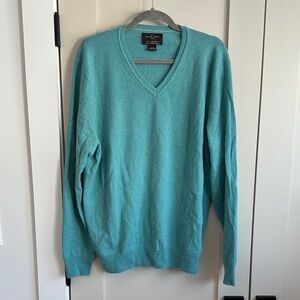Black Brown 1826 Aqua V-Neck Sweater
